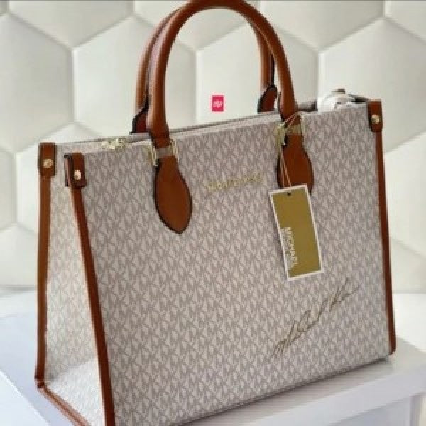 Michael kors tote bag with dust cover