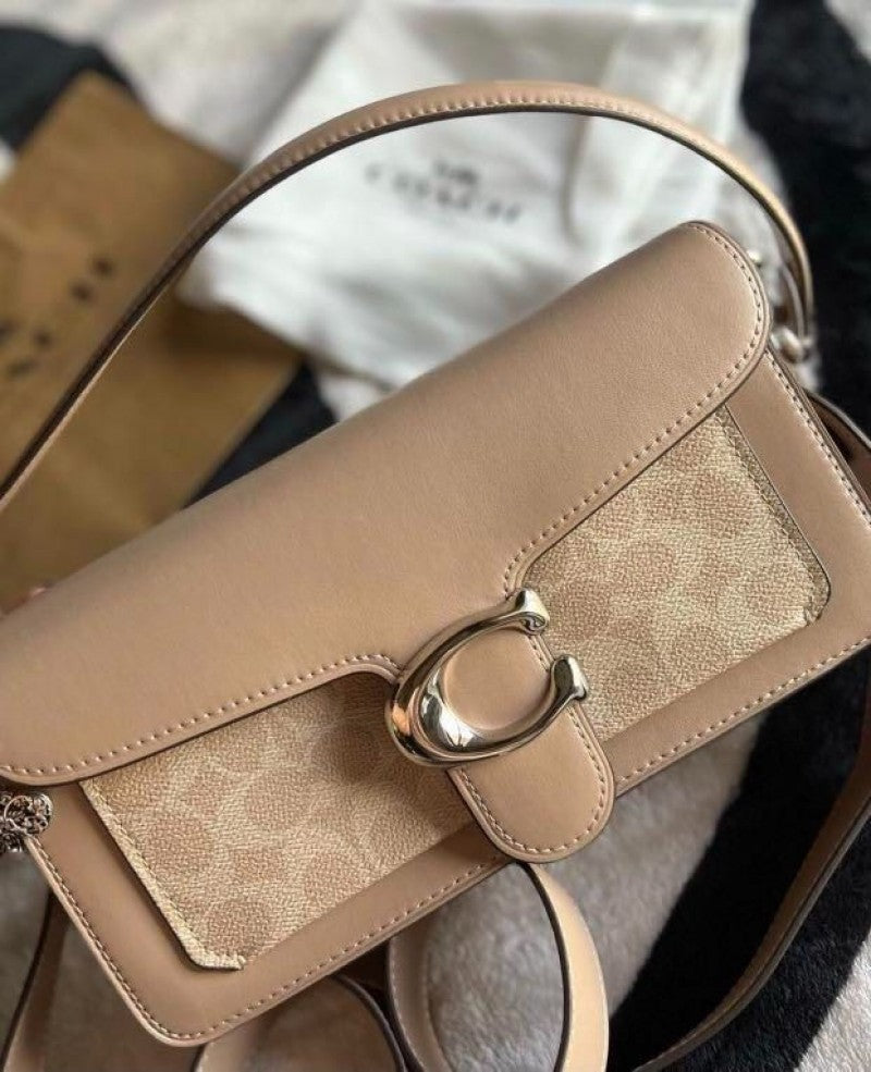 Tabby Shoulder Bag 26 With Signature Canvas
