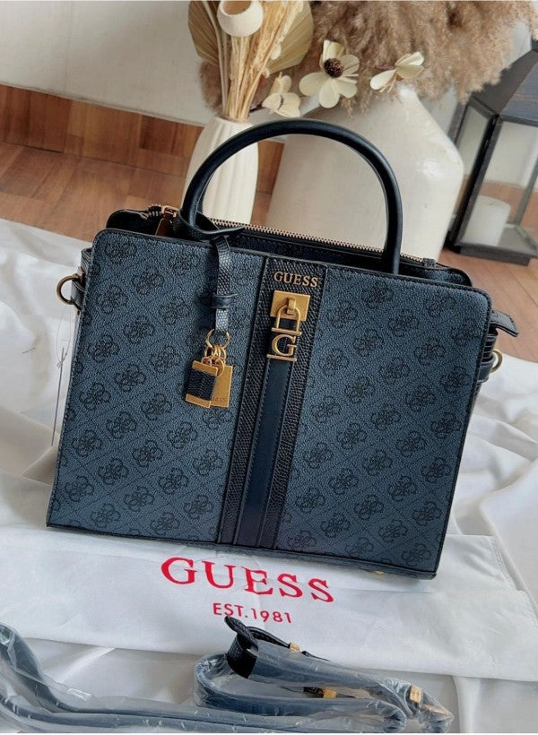 GUESS Womens Ginevra Shoulder Bag with dust cover
