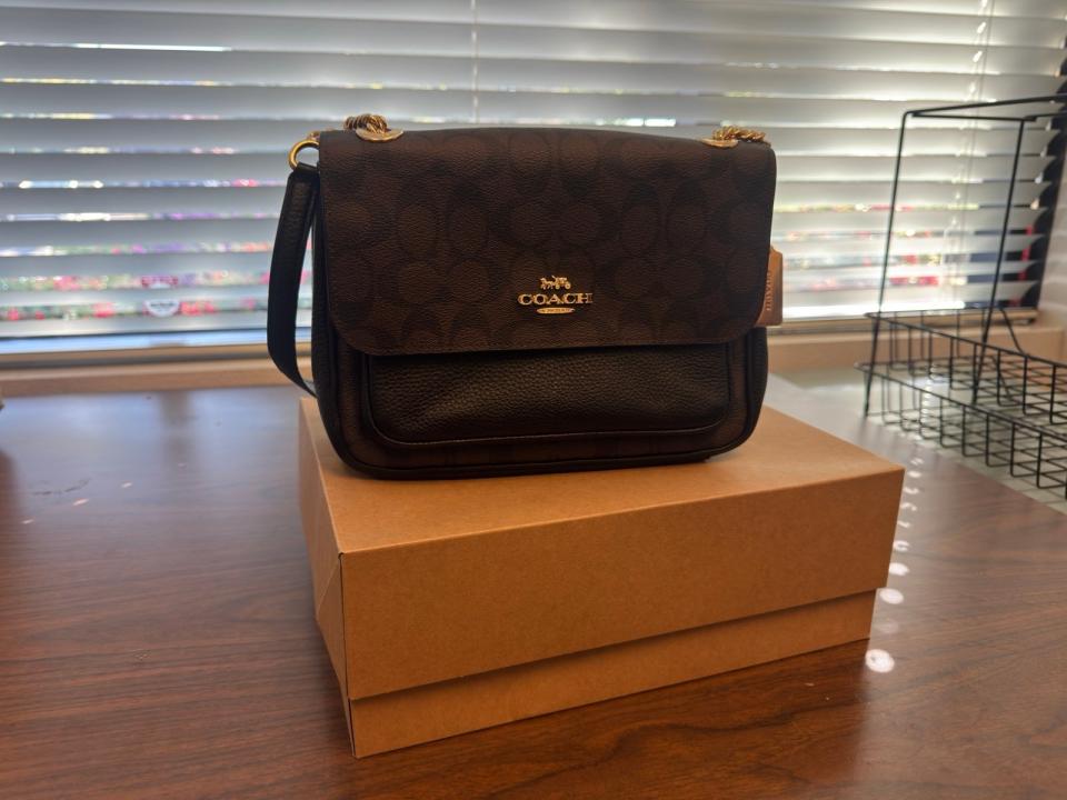 Coach klare crossbody bag With OG Box Accessories (carry bag)