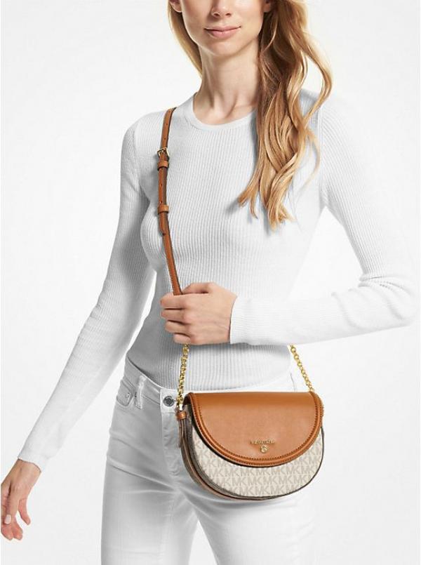 Michael Kors jet set charm textured hand bag premium quality with box