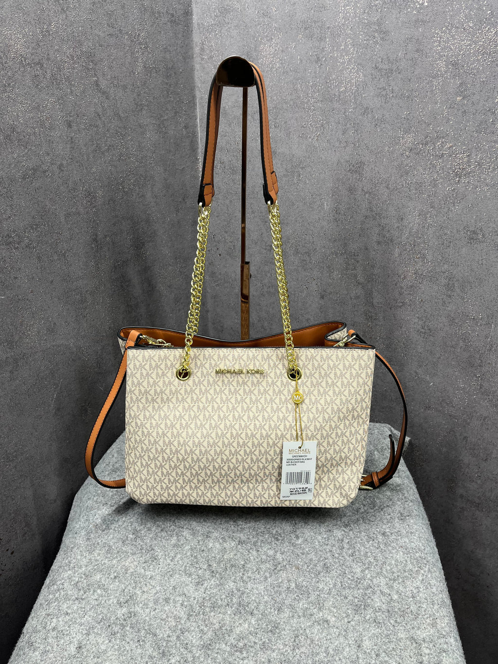Michael Kors Teagan Large Logo Shoulder Bag With Dust Bag